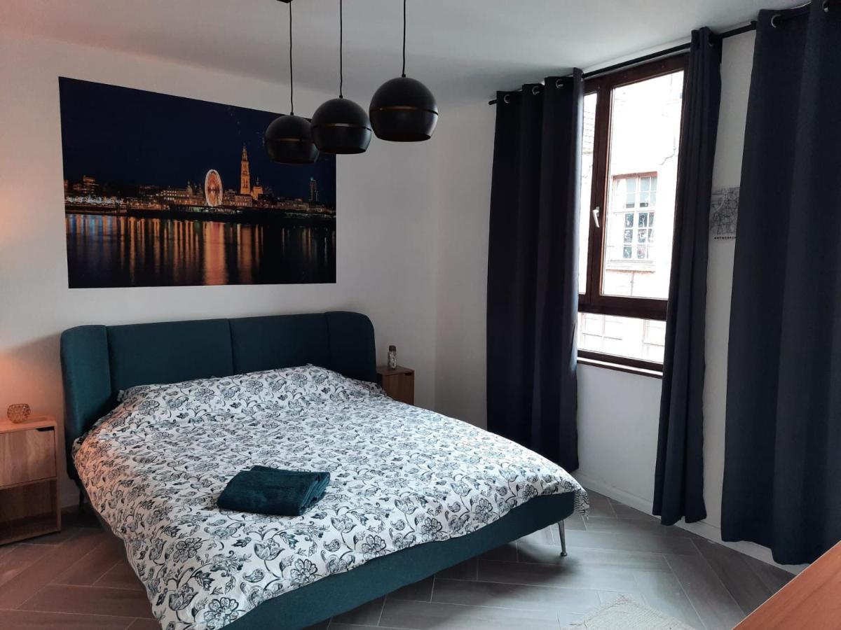 Suite City Center In Quiet Street & Airco Antwerp Exterior photo