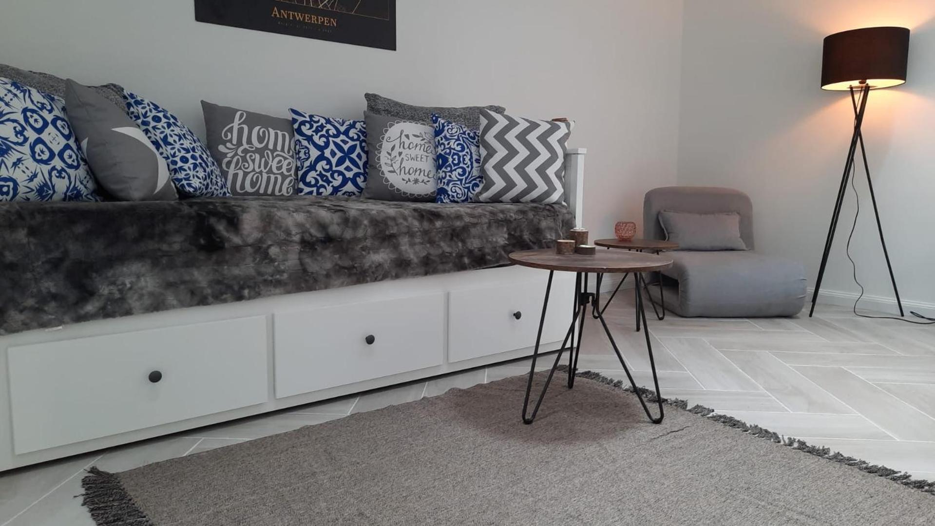 Suite City Center In Quiet Street & Airco Antwerp Room photo
